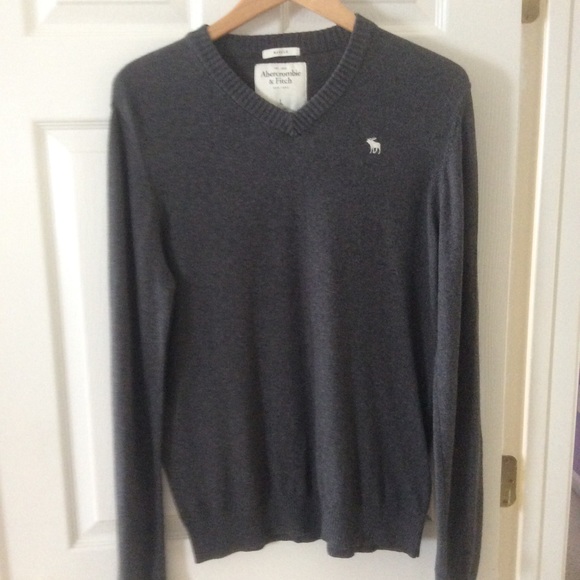 Cashmere Blend V-Neck long sleeve Sweater - Picture 5 of 5